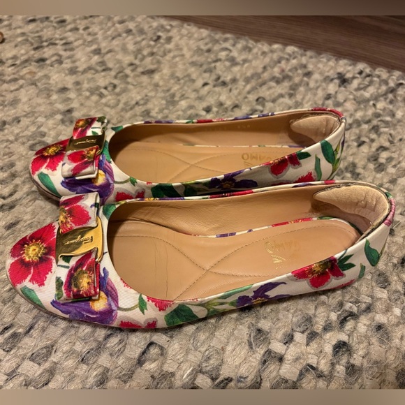 Salvatore Ferragamo Varina Bow Ballet Flats - Floral Print - Picture 1 of 8